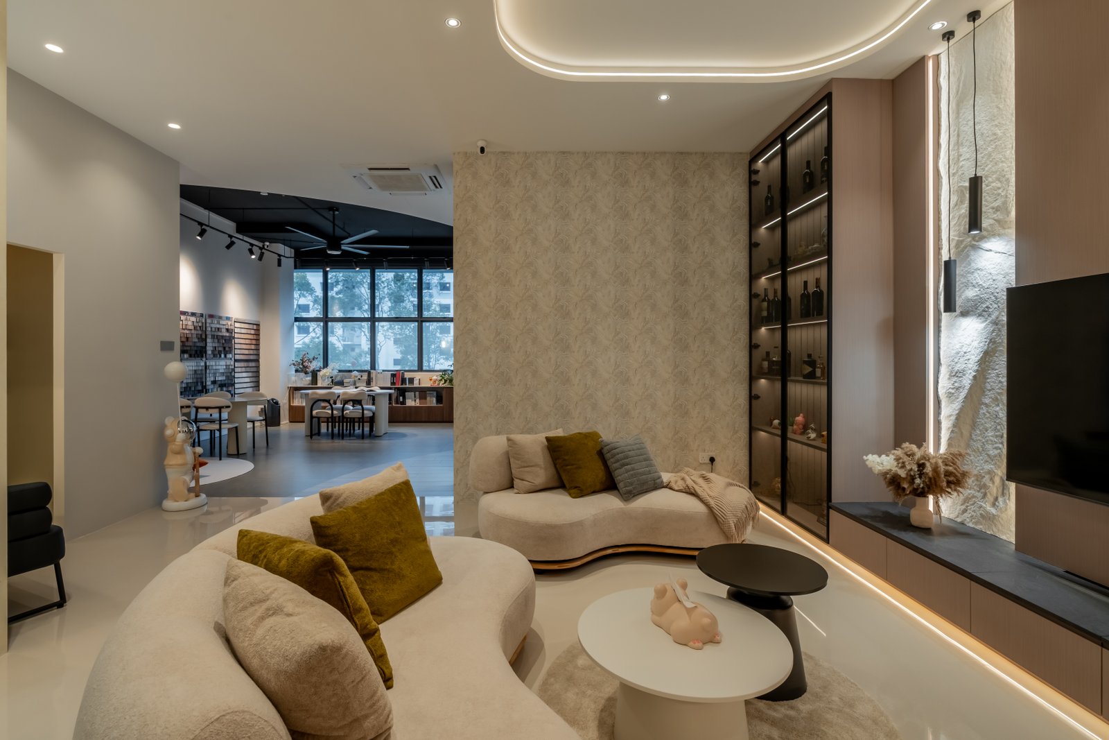 11 Woodlands Cl