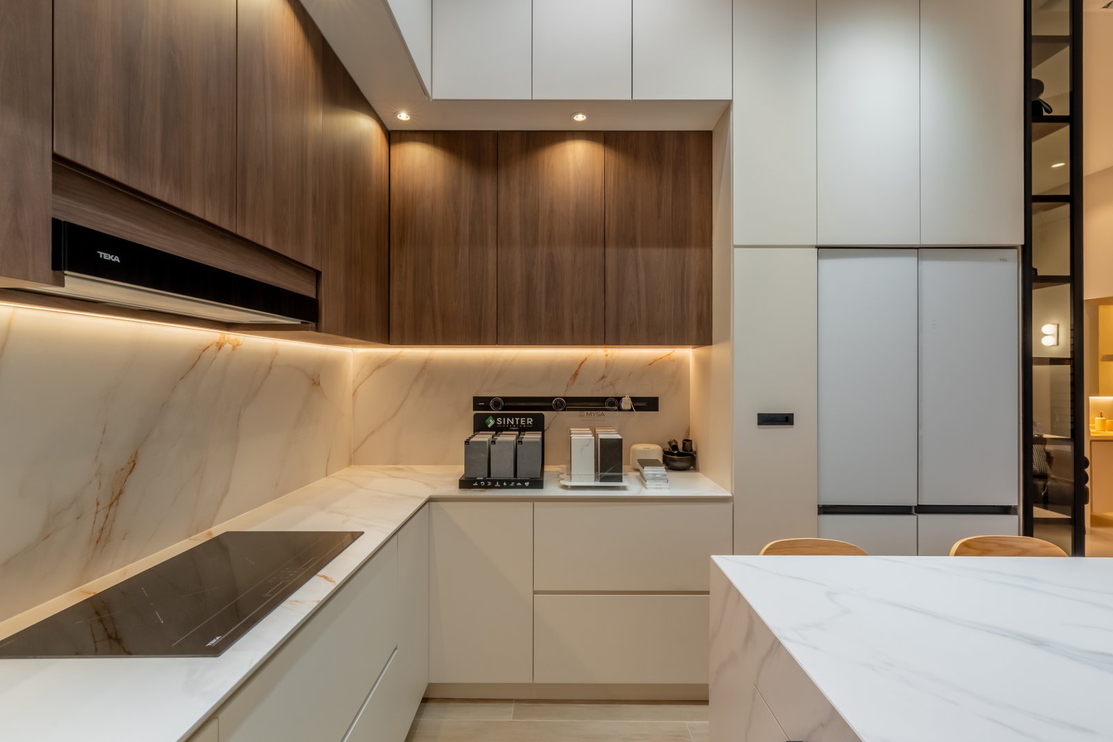 11 Woodlands Cl